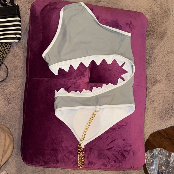 Gray Shark Bite White Teeth Open Side Bathing Suit One-Shoulder Swimsuit Gold S - Picture 11 of 11